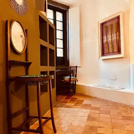 Casa Migdia לינה וארוחת בוקר