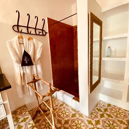 Casa Migdia Bed and breakfast