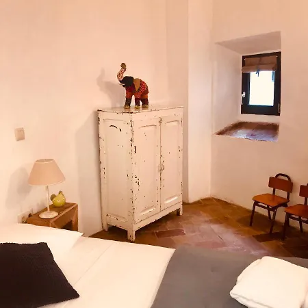 Casa Migdia Bed and breakfast