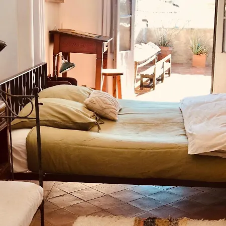 Bed and breakfast Casa Migdia Sant Jordi Desvalls
