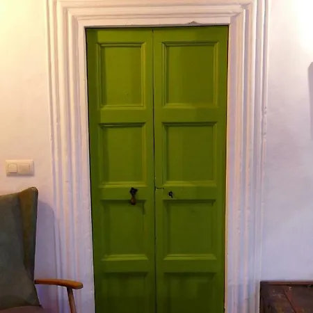 Casa Migdia Sant Jordi Desvalls